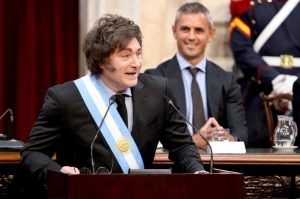 pasajeros-de-una-pesadilla-año-electoral-busca-flashes-piñas-y-oportunistas