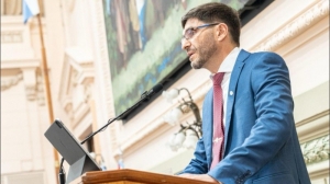 la-tercera-vía-de-maximiliano-pullaro