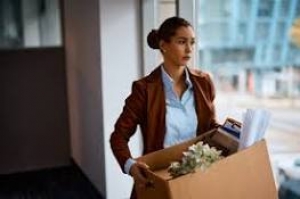 casi-7-de-cada-10-empresas-registraron-despidos-durante-la-primera-mitad-del-año-según-un-estudio-privado